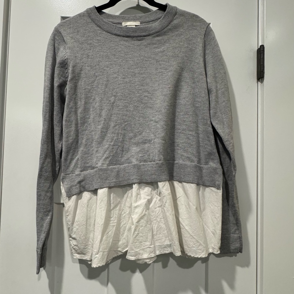 H&M Gray and White Crew Neck Sweater